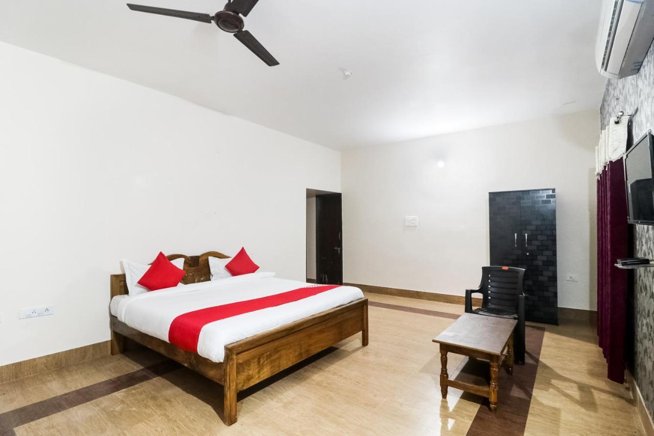 Hotel O Purple Villa Bhubaneswar Buitenkant foto