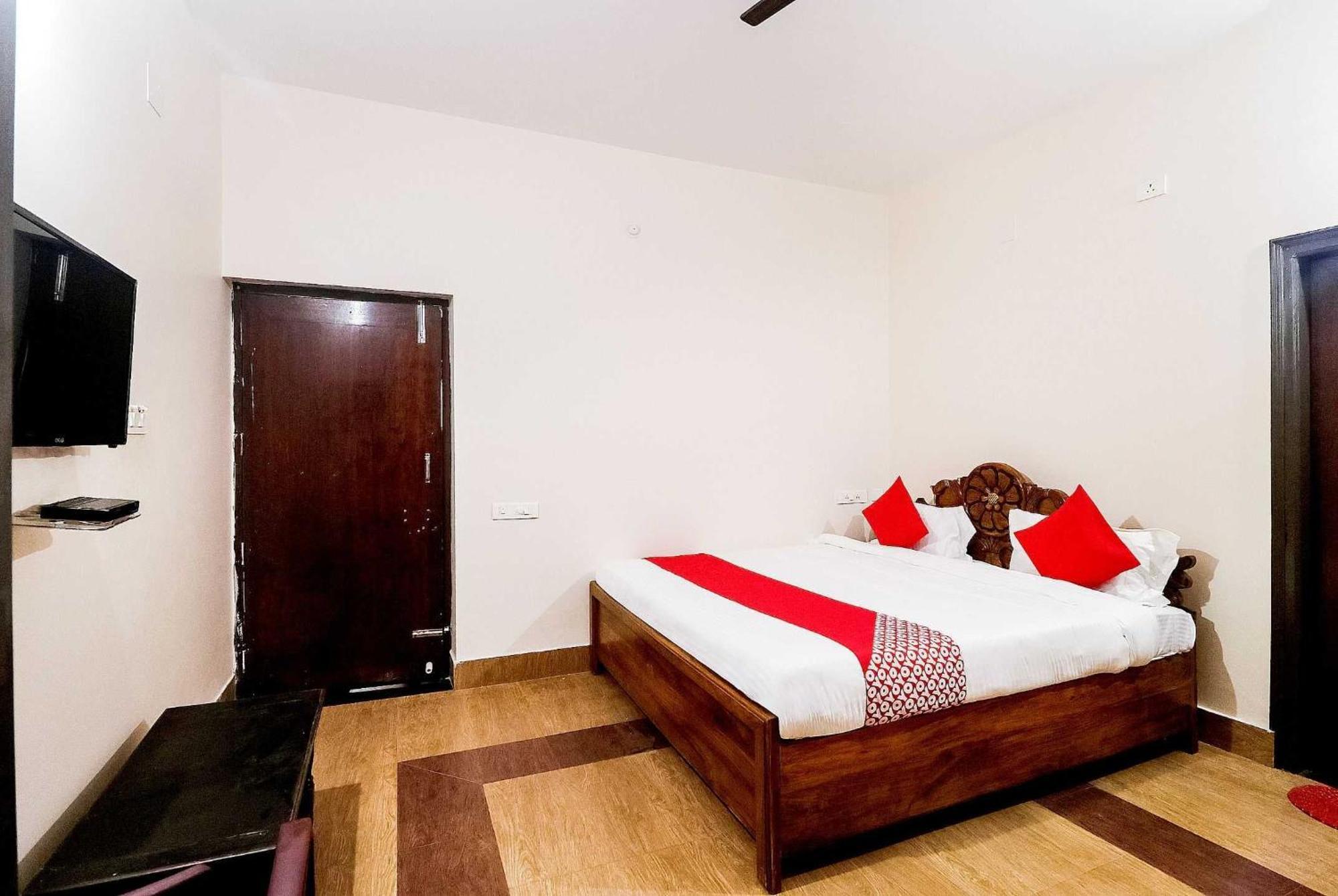 Hotel O Purple Villa Bhubaneswar Buitenkant foto